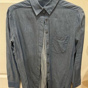 Ann Taylor button up shirt size XS.